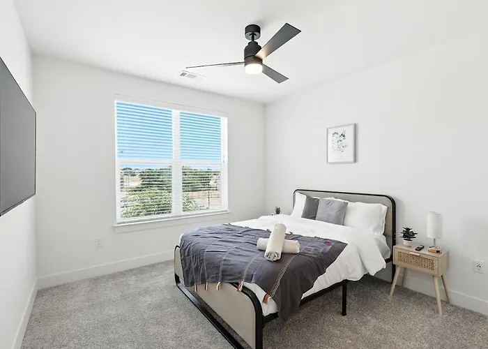 43 Upscale 2b Retreat, Downtown Fw Near Stockyards * Fort Worth